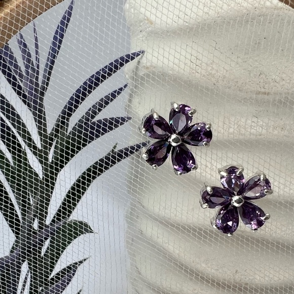 STERLING Silver & Purple Cubic Zirconia Earrings - Picture 13 of 13